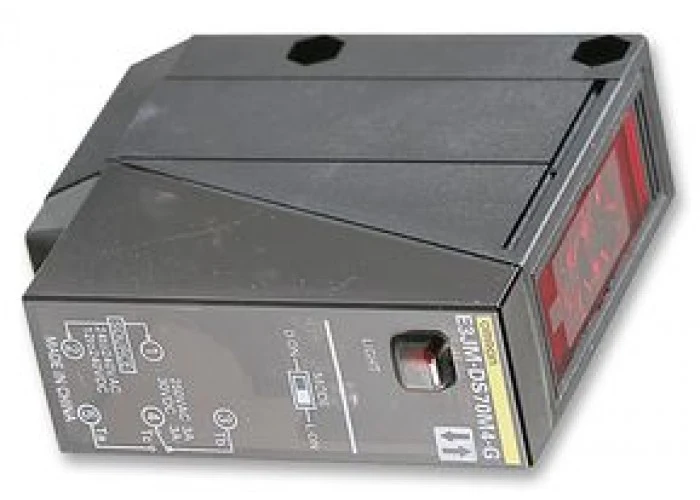 Omron E3JM-DS70M4T-G Sensör / Algılama Elemanı