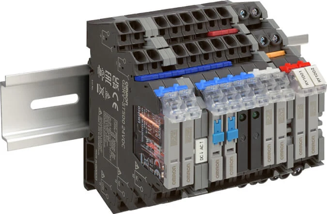 Omron G2RV-ST500 AC110 Slim Röle